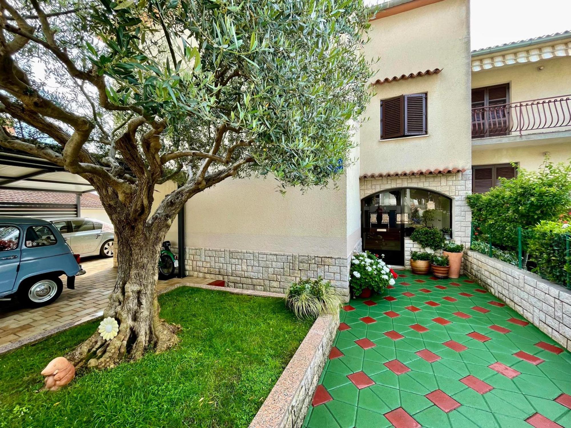 Apartment Adri Rovinj Eksteriør billede